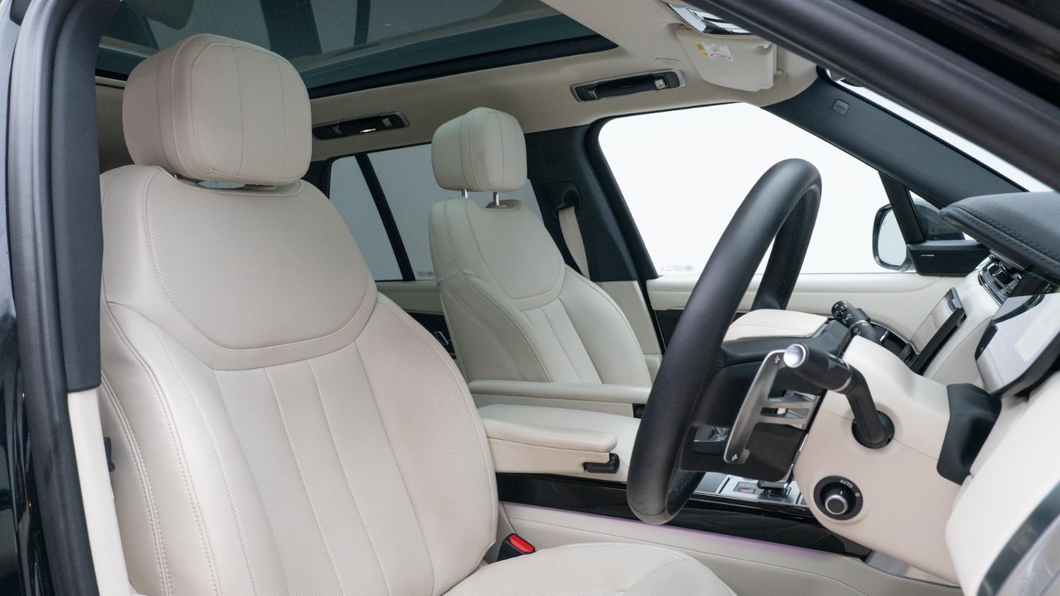 Used Land Rover Range Rover 2023 for sale - 76745200: Photo 3