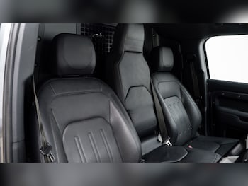 Used Land Rover Defender 2021 for sale - 77519116: Photo