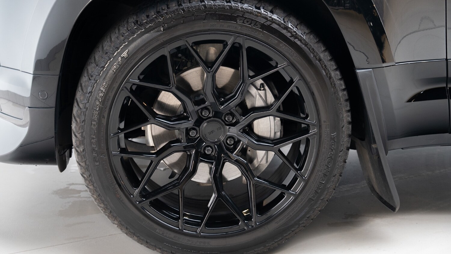 Used Land Rover Defender 2025 for sale - 78186998: Photo 14