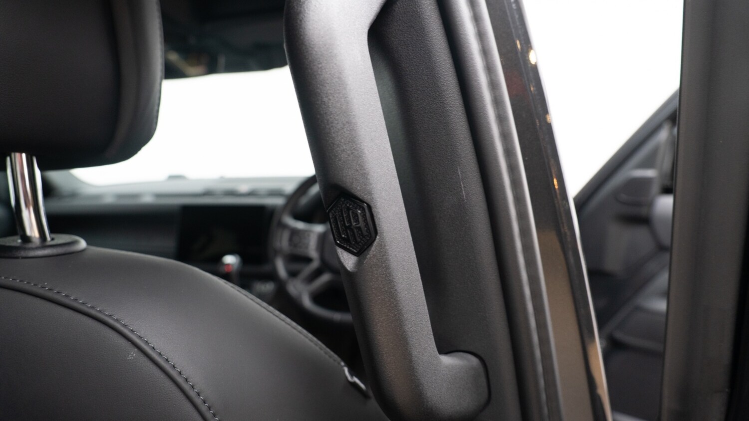 Used Land Rover Defender 2025 for sale - 78186998: Photo 21