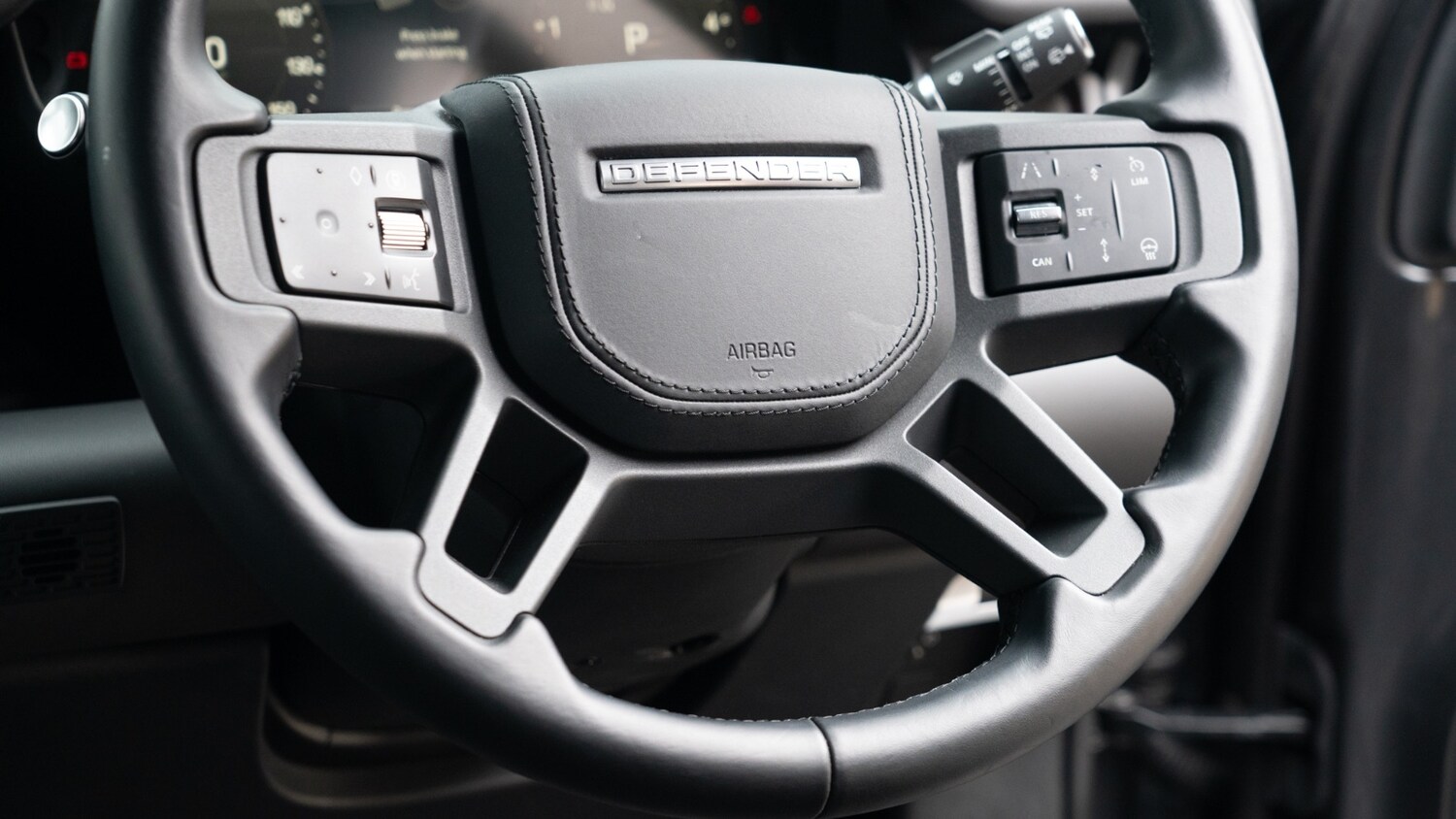 Used Land Rover Defender 2025 for sale - 78186998: Photo 23