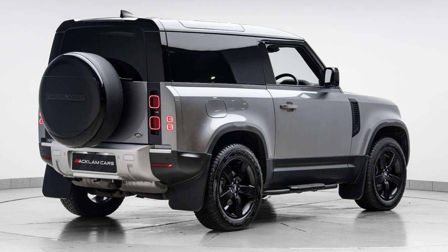 Used Land Rover Defender 2023 for sale - 77504222: Photo 6