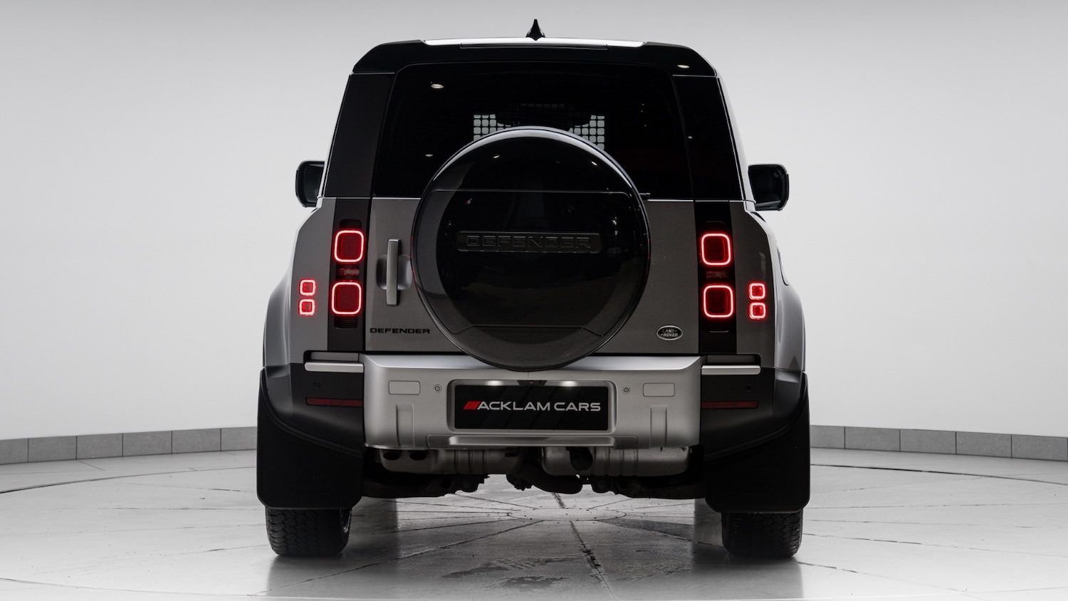 Used Land Rover Defender 2023 for sale - 77504222: Photo 7