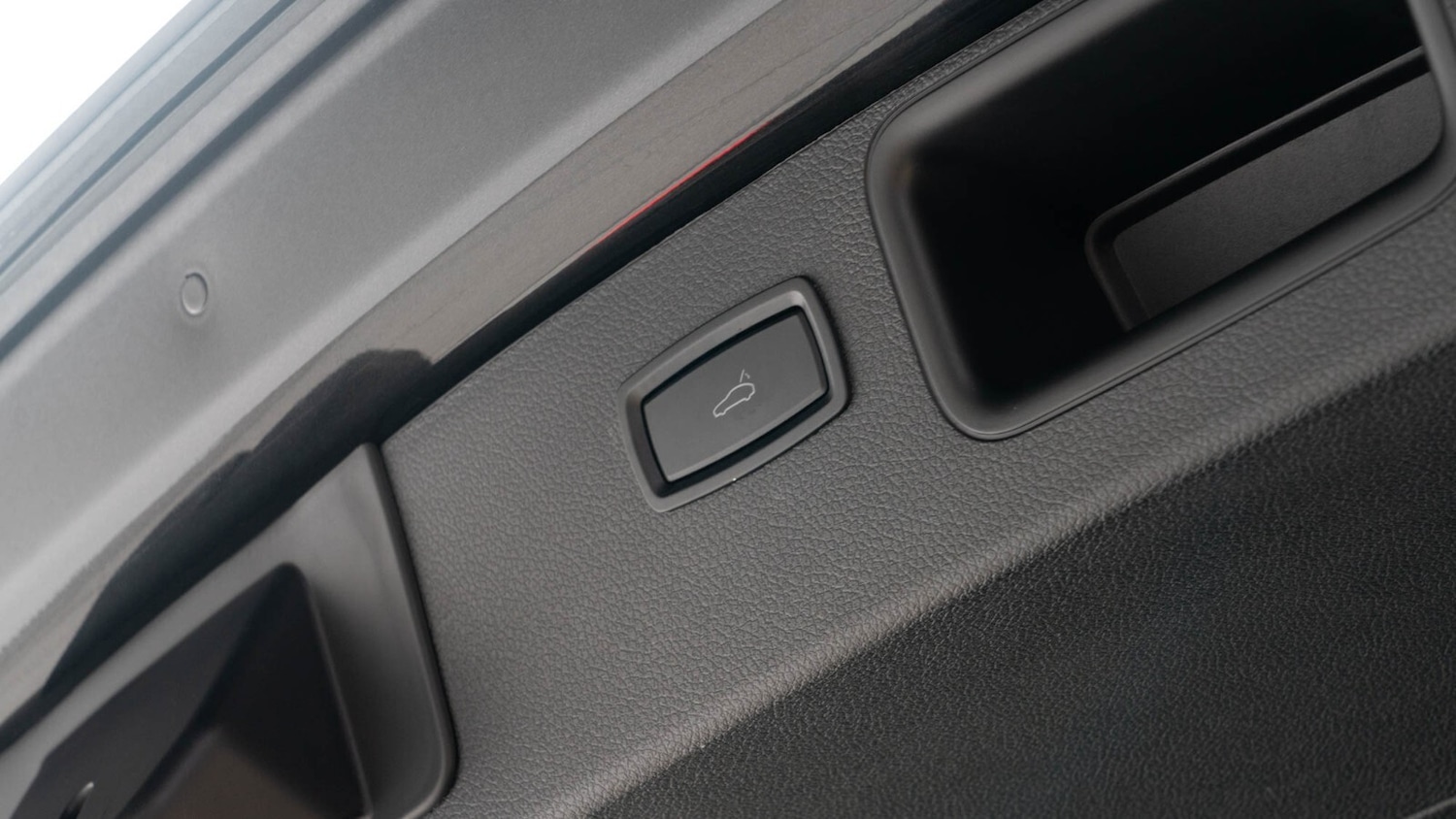 Used Porsche Macan 2020 for sale - 76661094: Photo 15