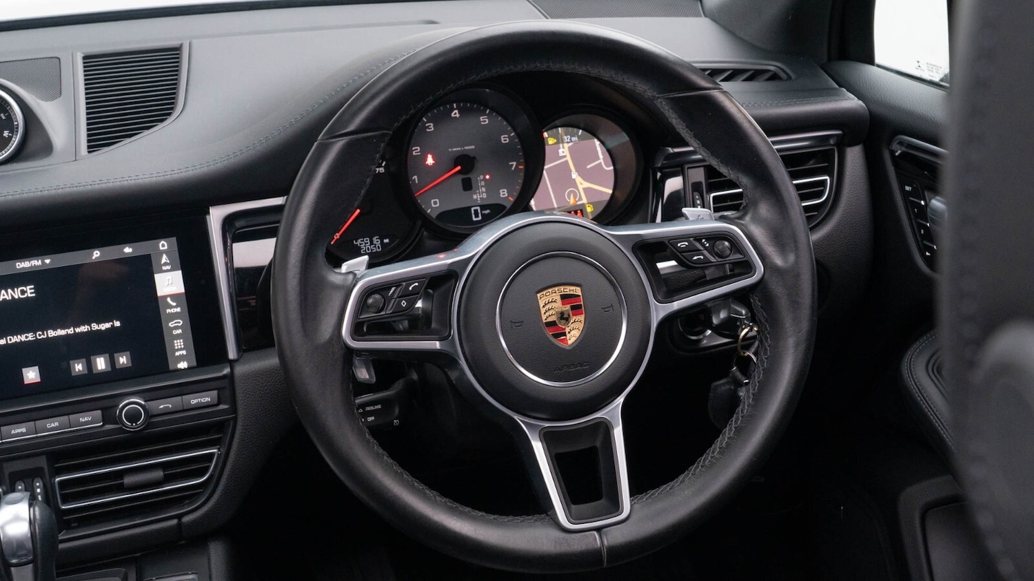 Used Porsche Macan 2020 for sale - 76661094: Photo 20
