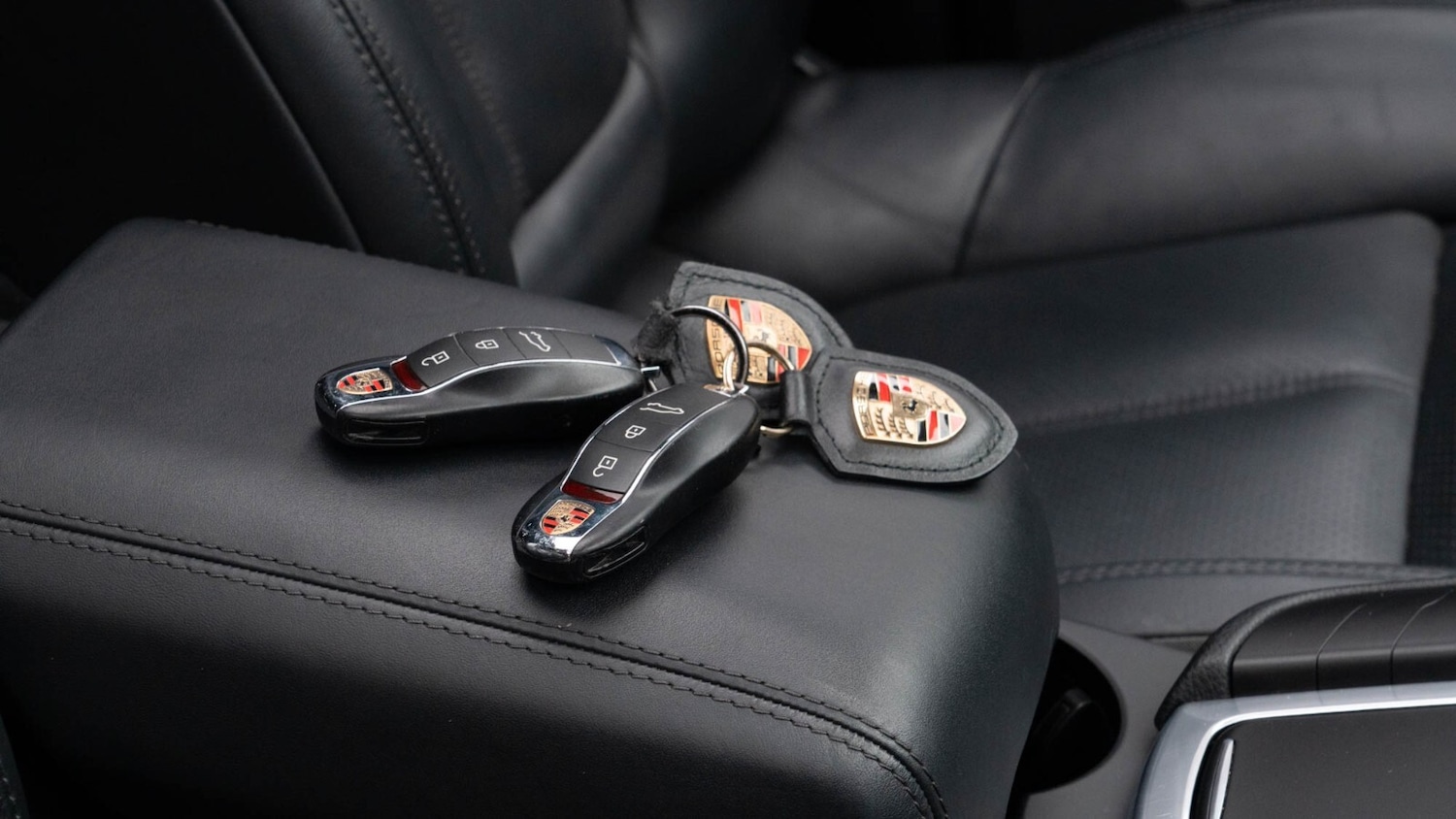 Used Porsche Macan 2020 for sale - 76661094: Photo 34