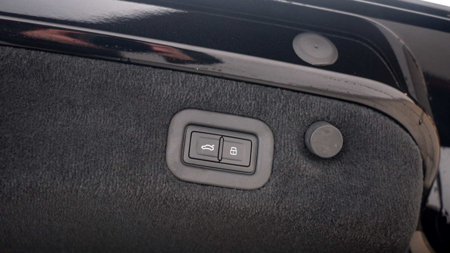 Used Bentley Continental 2025 for sale - 76977932: Photo 15