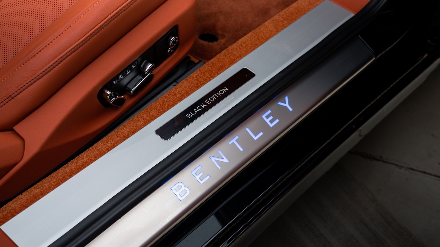 Used Bentley Continental 2025 for sale - 76977932: Photo 16