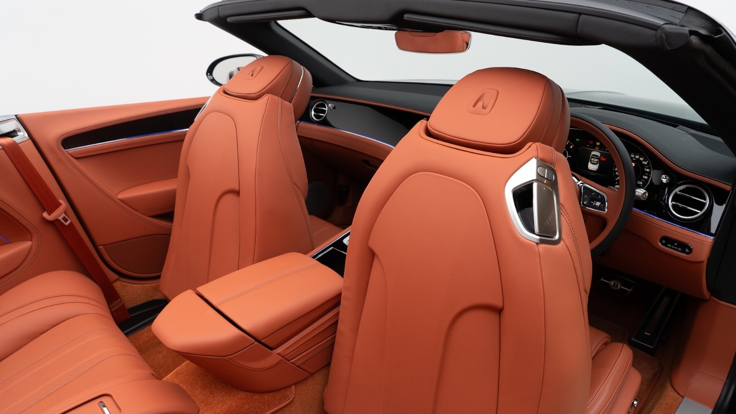 Used Bentley Continental 2025 for sale - 76977932: Photo 19