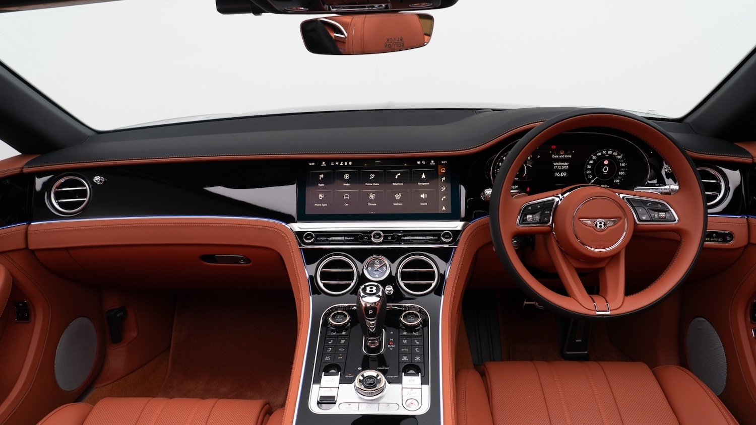 Used Bentley Continental 2025 for sale - 76977932: Photo 2