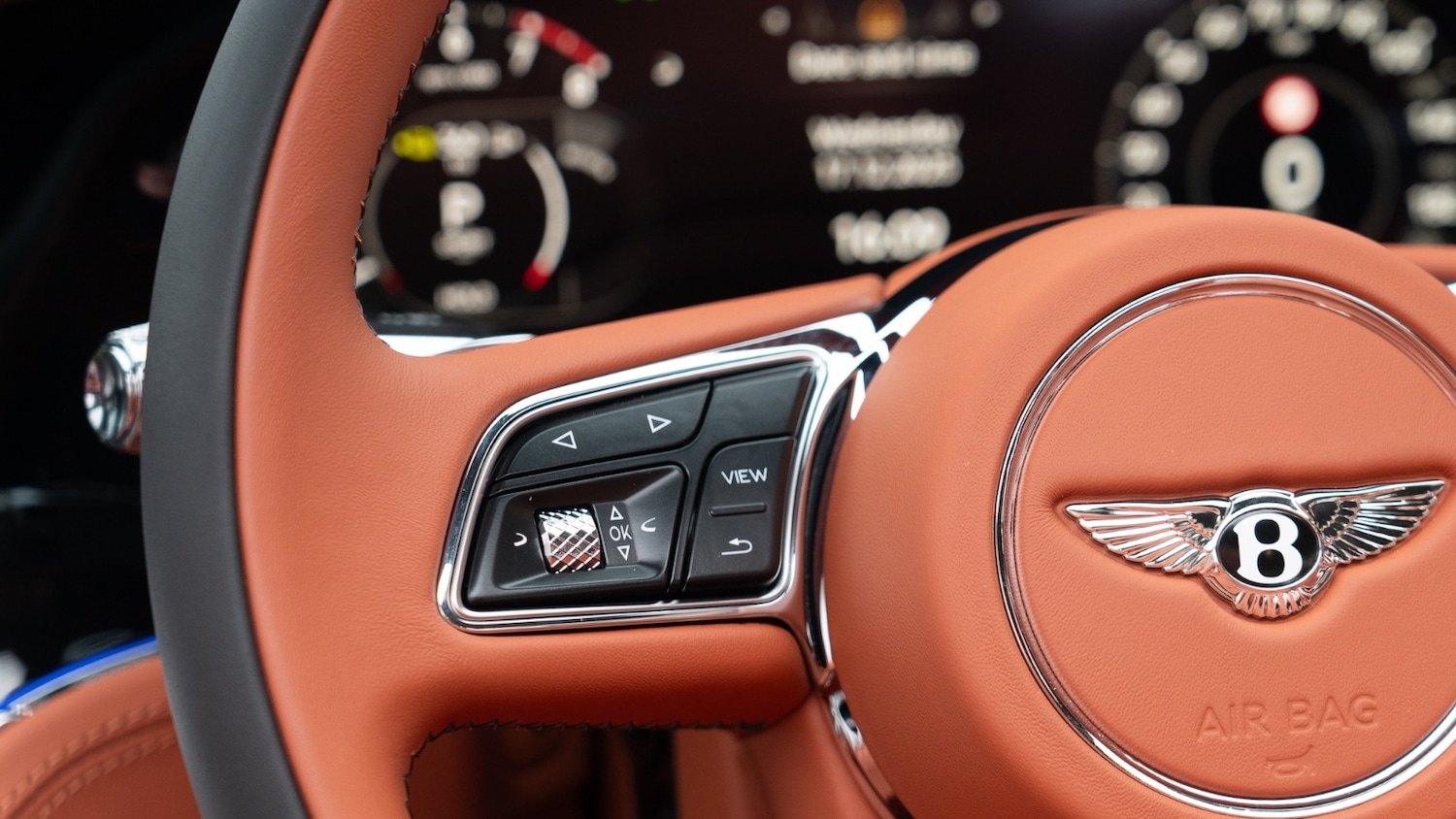 Used Bentley Continental 2025 for sale - 76977932: Photo 23