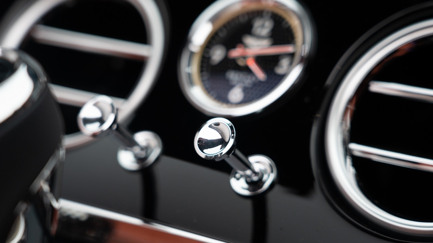 Used Bentley Continental 2025 for sale - 76977932: Photo 38