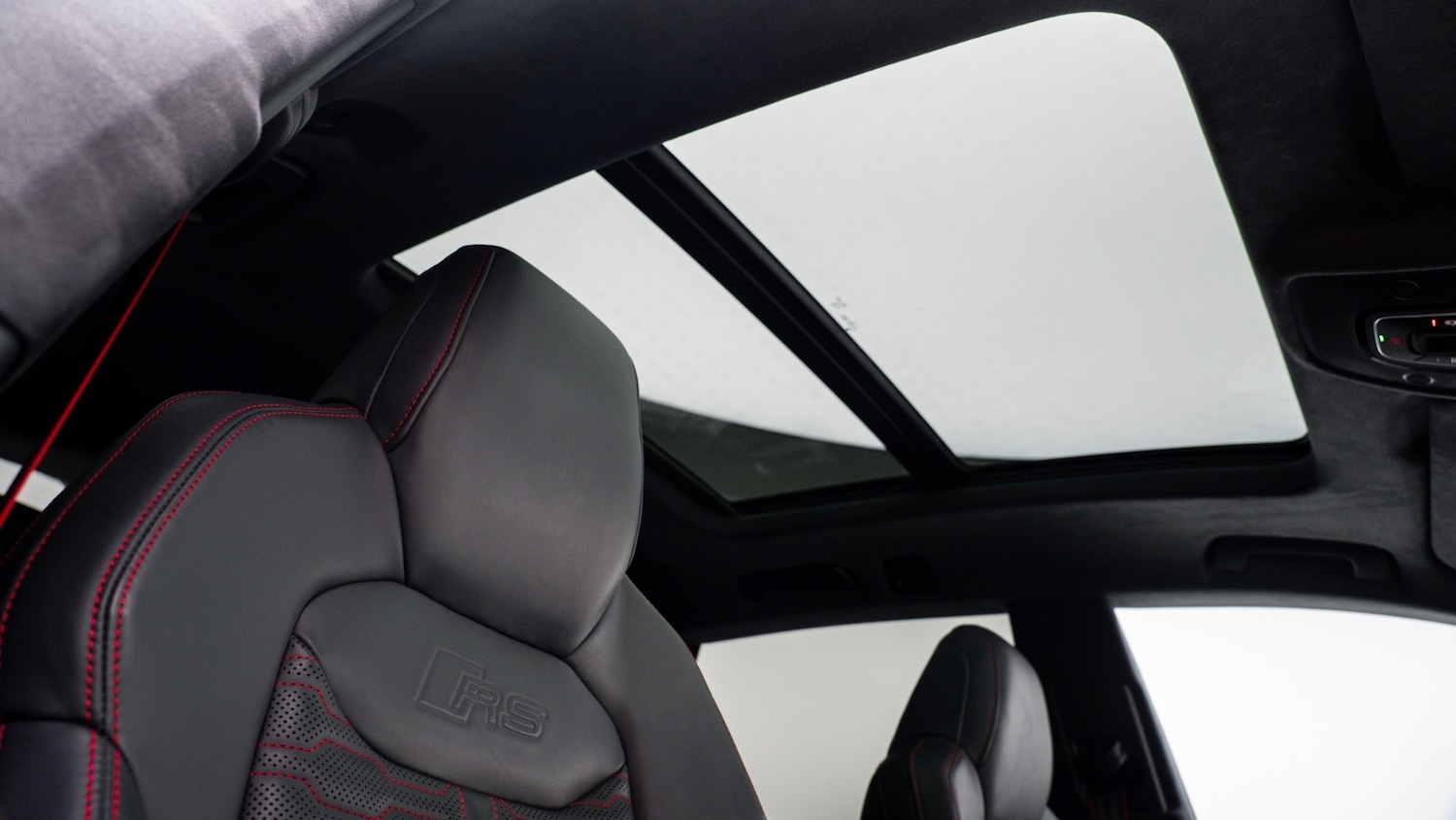 Used Audi RS Q8 2023 for sale - 77281053: Photo 26