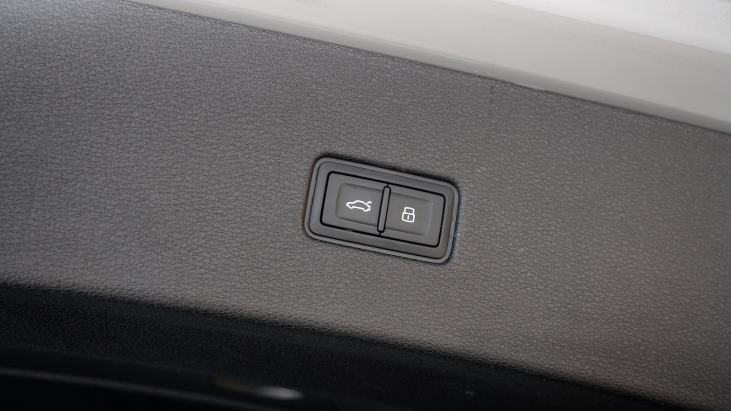 Used Audi RS Q8 2023 for sale - 77281053: Photo 3