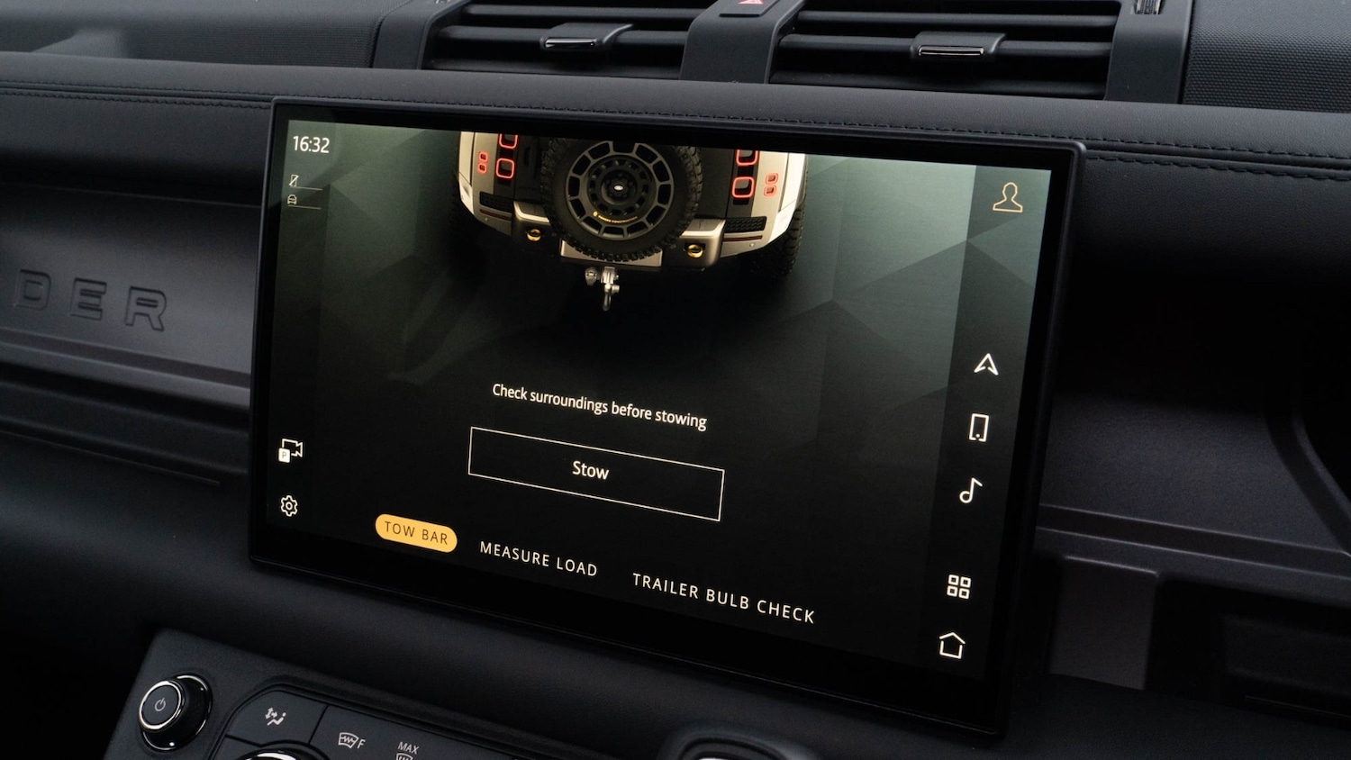 Used Land Rover Defender 2025 for sale - 76630303: Photo 34