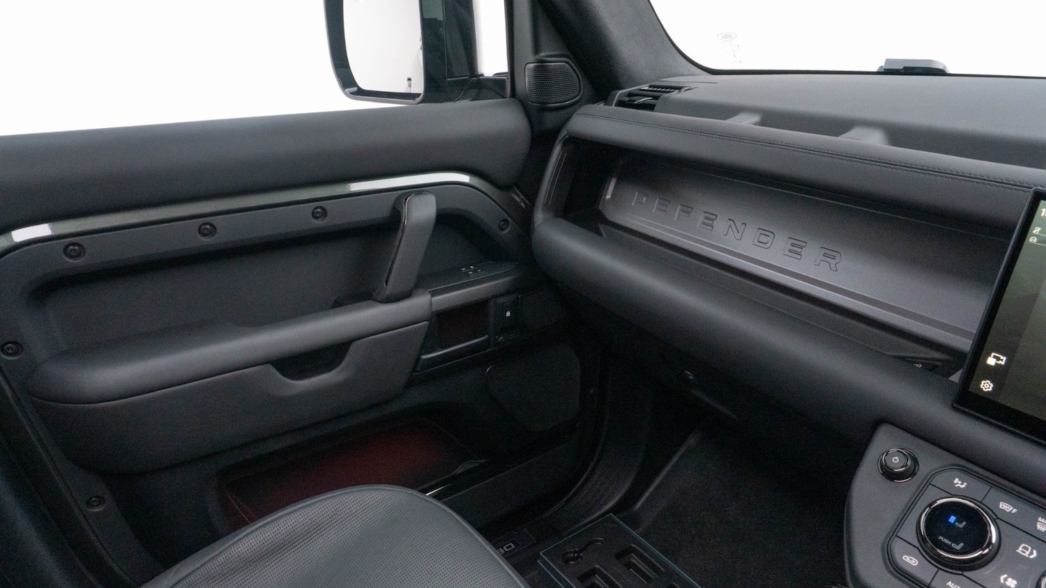 Used Land Rover Defender 2025 for sale - 76630303: Photo 36