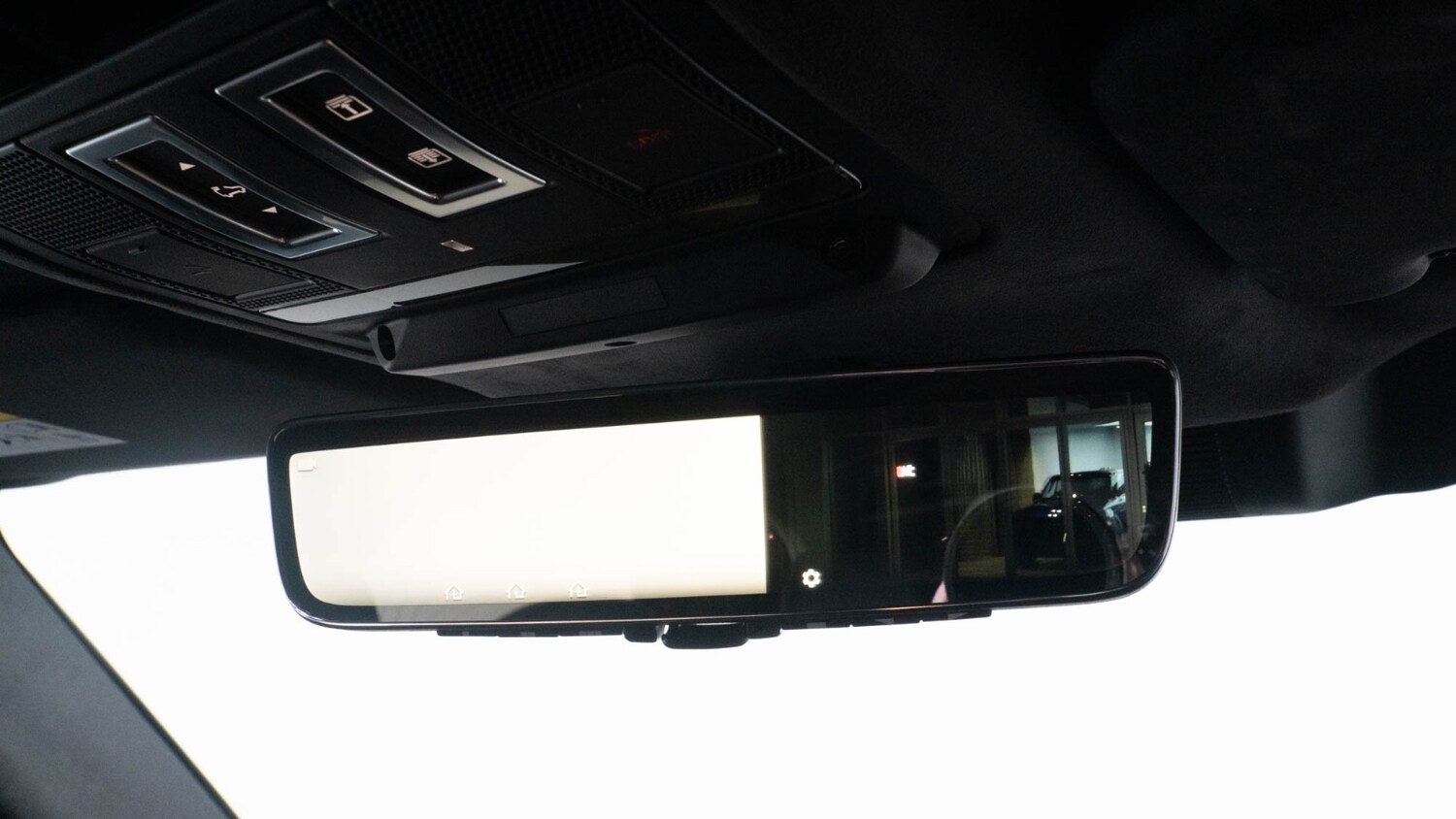 Used Land Rover Defender 2025 for sale - 76630303: Photo 38