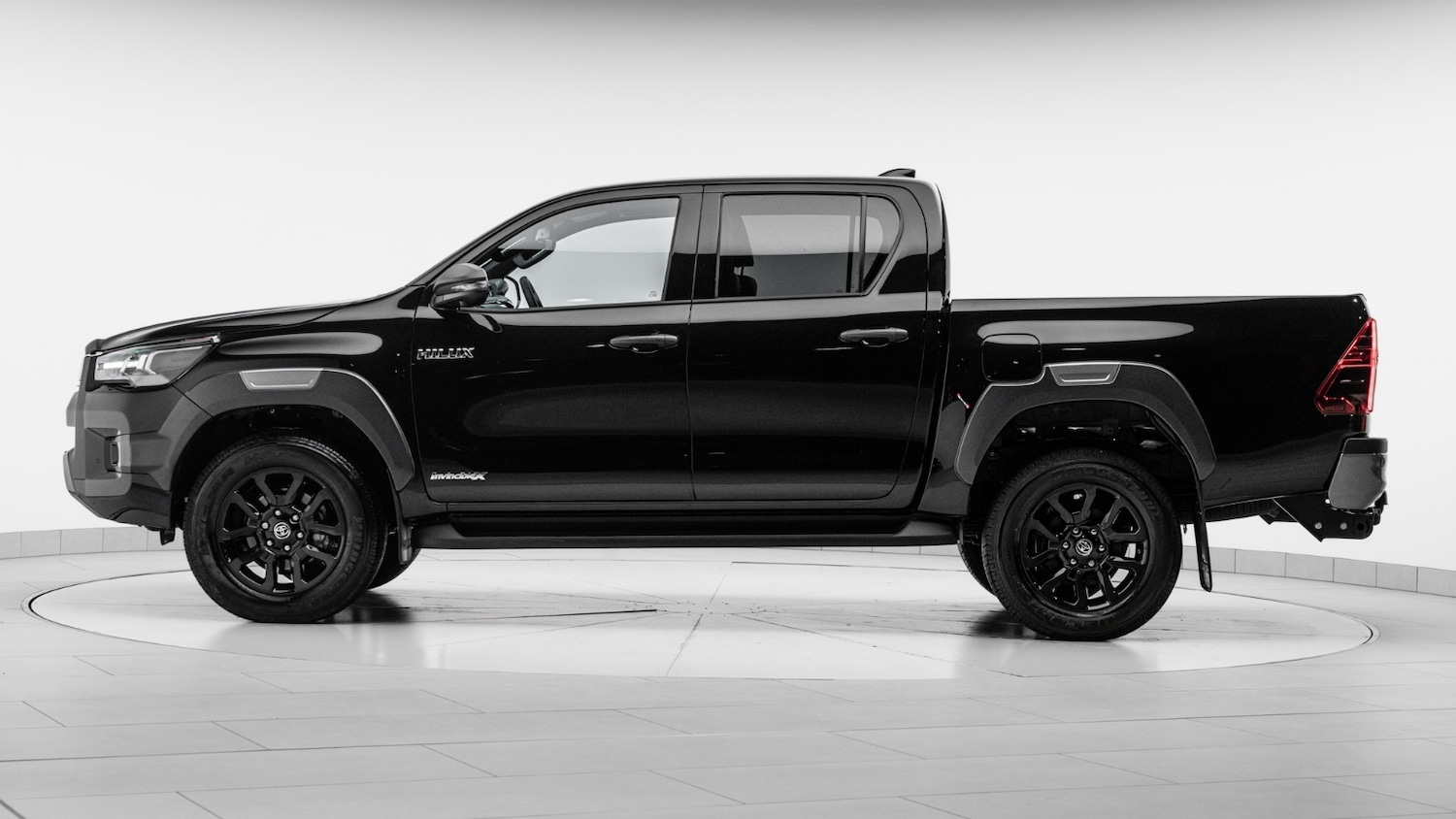 Used Toyota Hilux 2025 for sale - 76652318: Photo 5