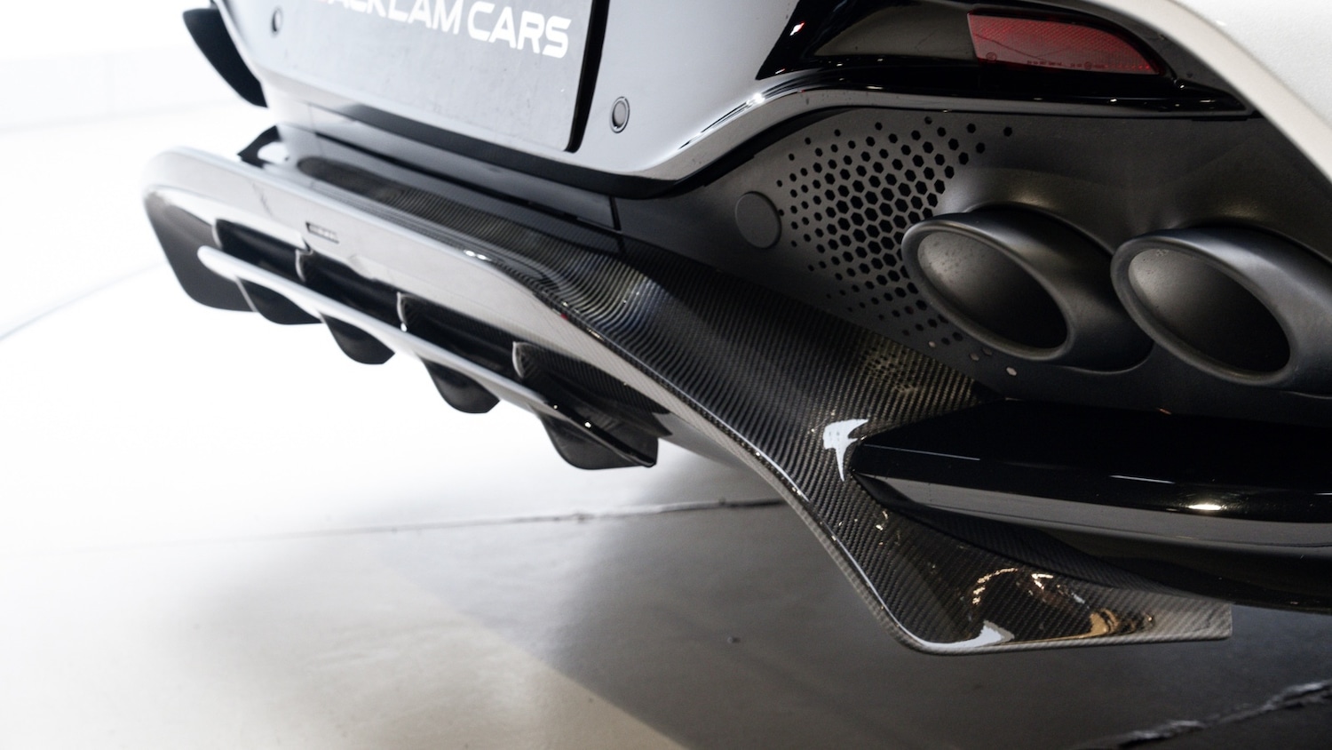 Used Aston Martin DBX 2022 for sale - 77281099: Photo 51