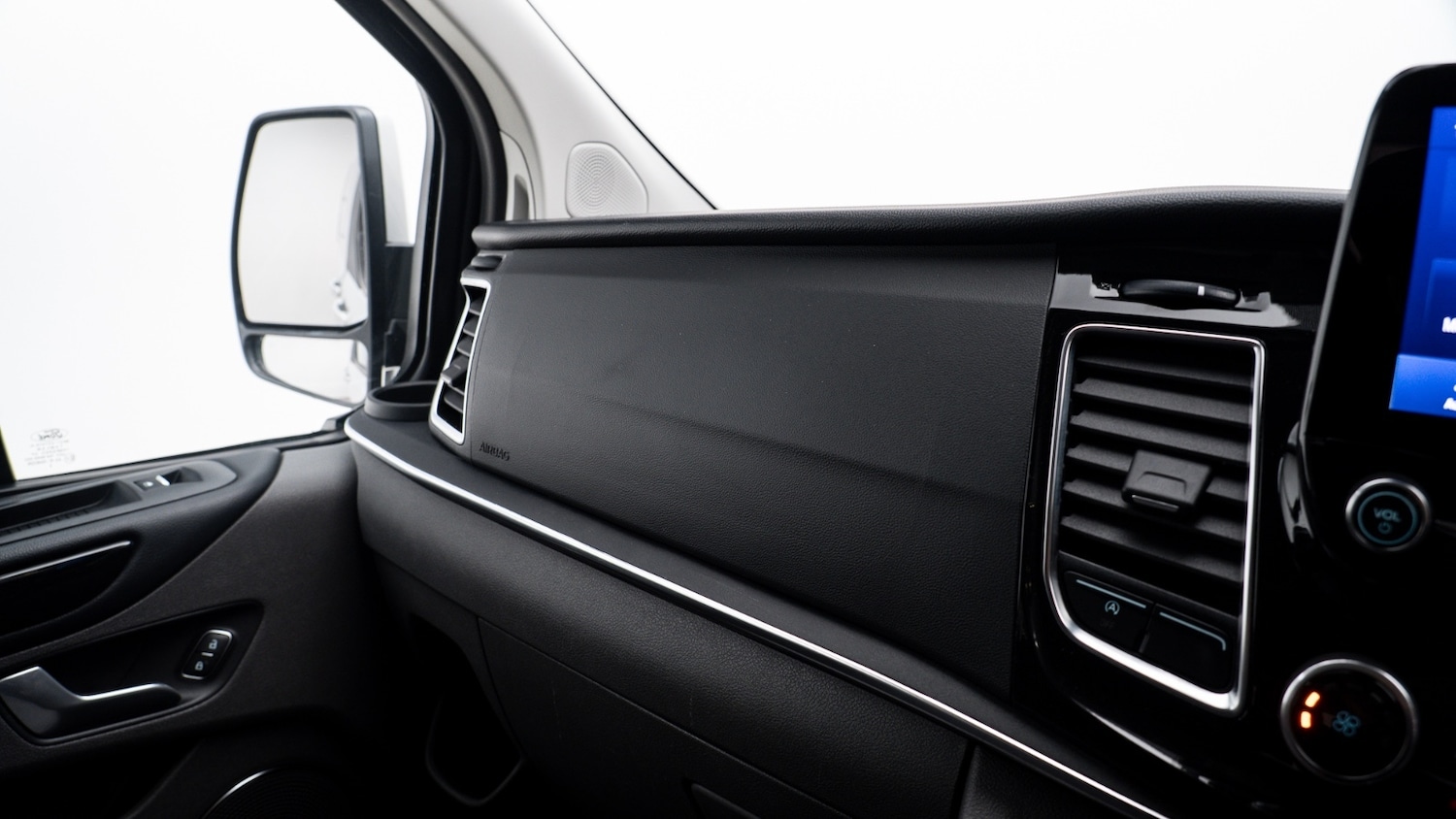 Used Ford Tourneo Custom 2023 for sale - 77339368: Photo 24