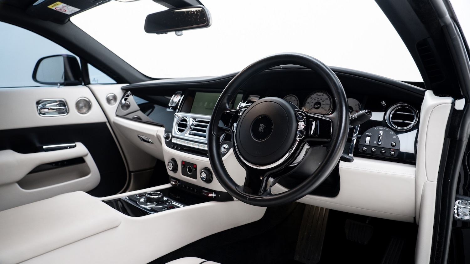 Used Rolls-Royce Wraith 2017 for sale - 77965063: Photo 22