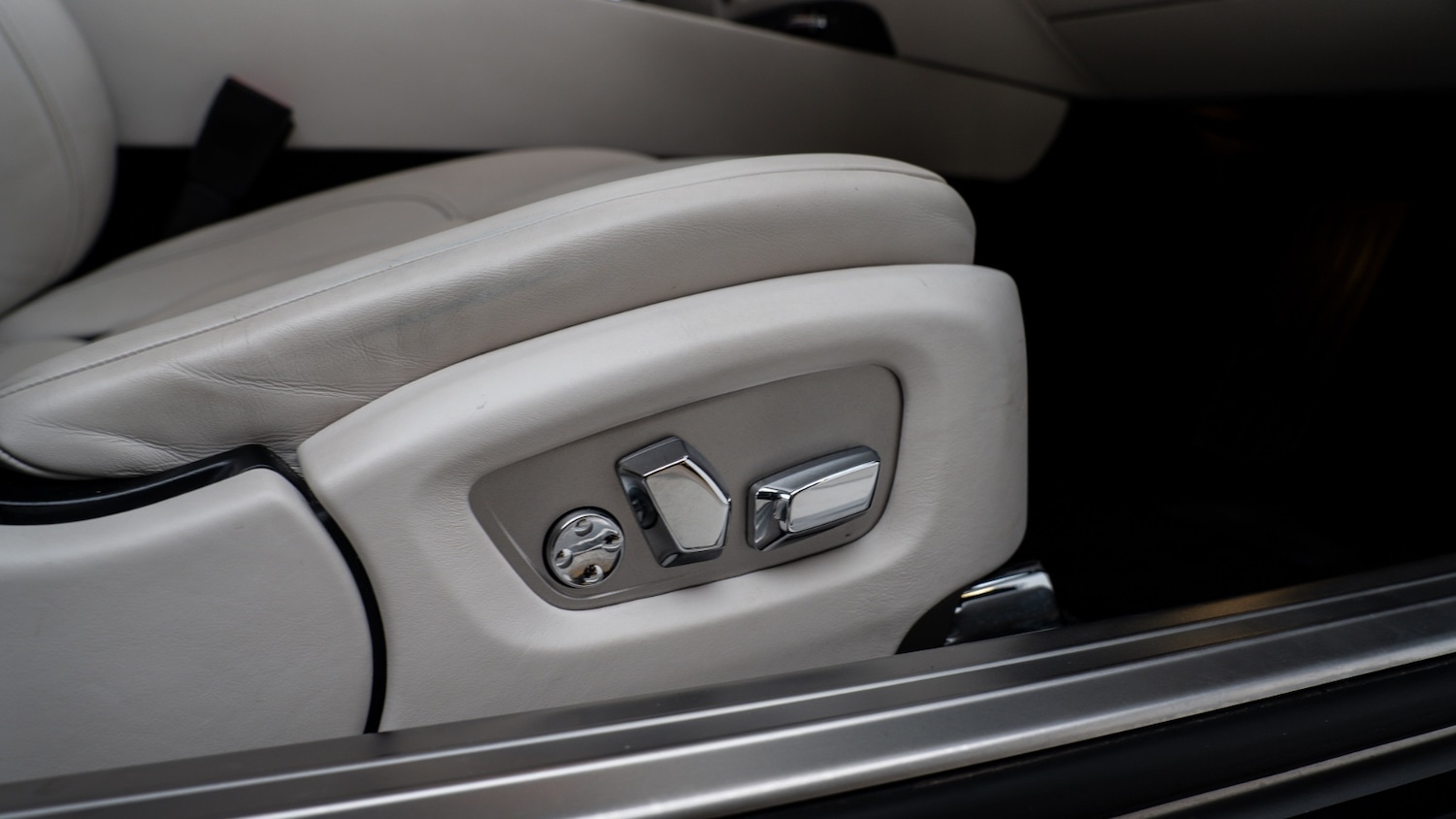 Used Rolls-Royce Wraith 2017 for sale - 77965063: Photo 25