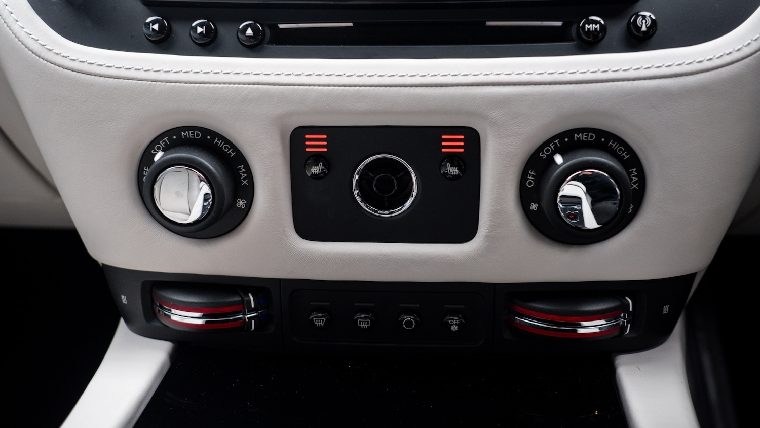 Used Rolls-Royce Wraith 2017 for sale - 77965063: Photo 32