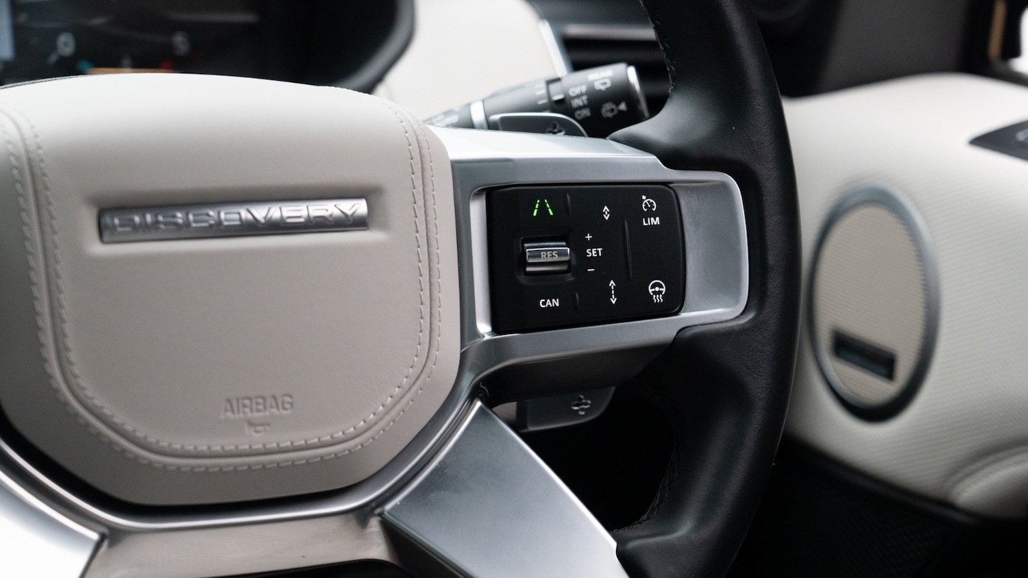 Used Land Rover Discovery 2023 for sale - 77803784: Photo 22