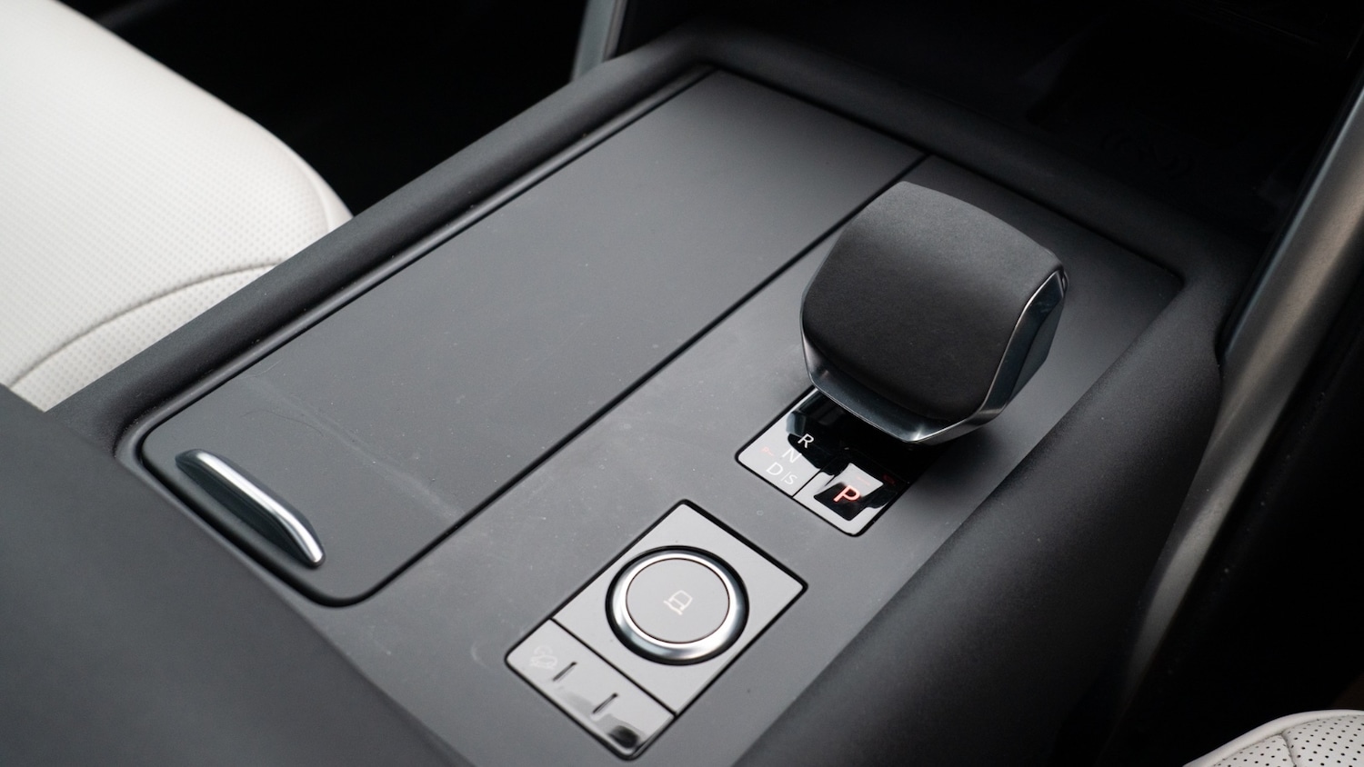 Used Land Rover Discovery 2023 for sale - 77803784: Photo 25