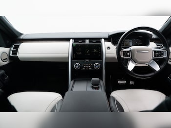 Used Land Rover Discovery 2023 for sale - 77803784: Photo