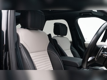 Used Land Rover Discovery 2023 for sale - 77803784: Photo