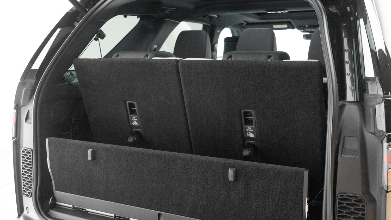 Used Land Rover Discovery 2023 for sale - 77803784: Photo 9