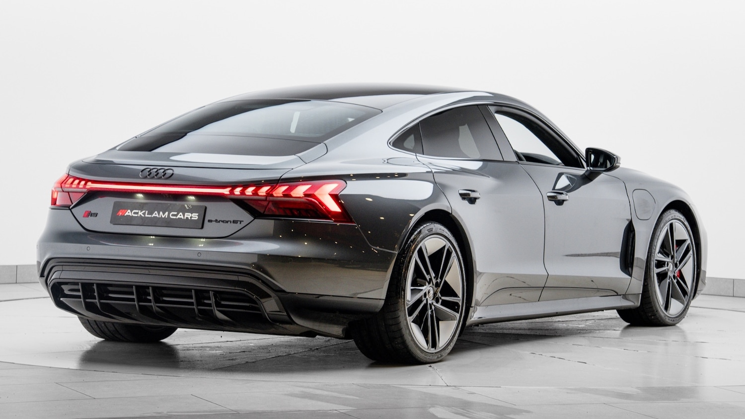 Used Audi RS e-tron GT 2023 for sale - 76766375: Photo 5