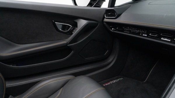 Used Lamborghini Huracan 2021 for sale - 76191120: Photo 21