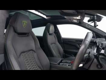 Used Lamborghini Urus 2022 for sale - 74917425: Photo