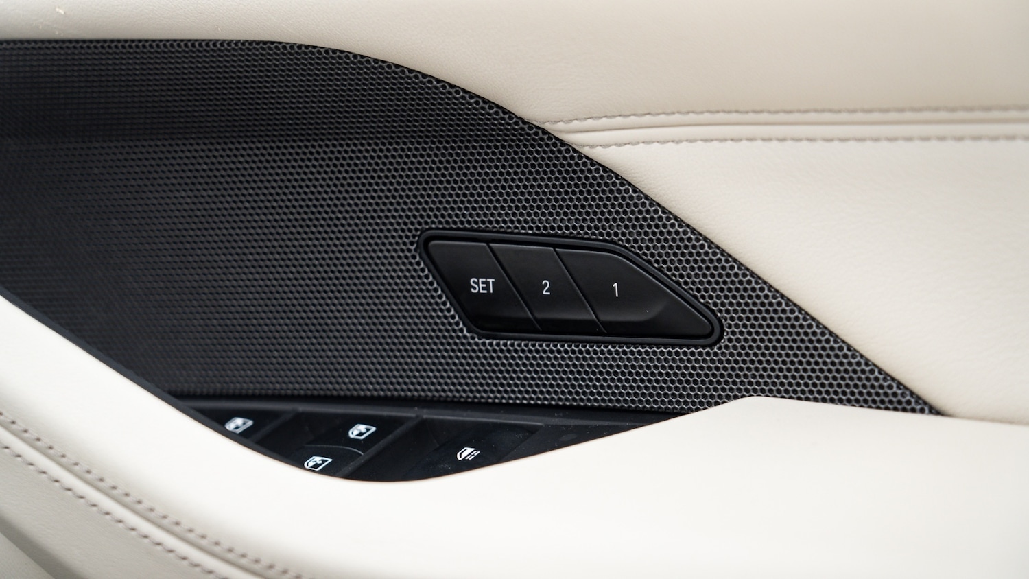 Used BMW 4 Series 2024 for sale - 78144713: Photo 31