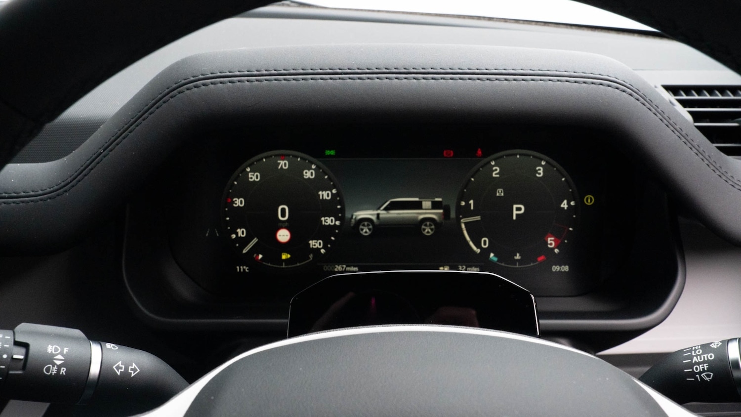 Used Land Rover Defender 2025 for sale - 76647910: Photo 15