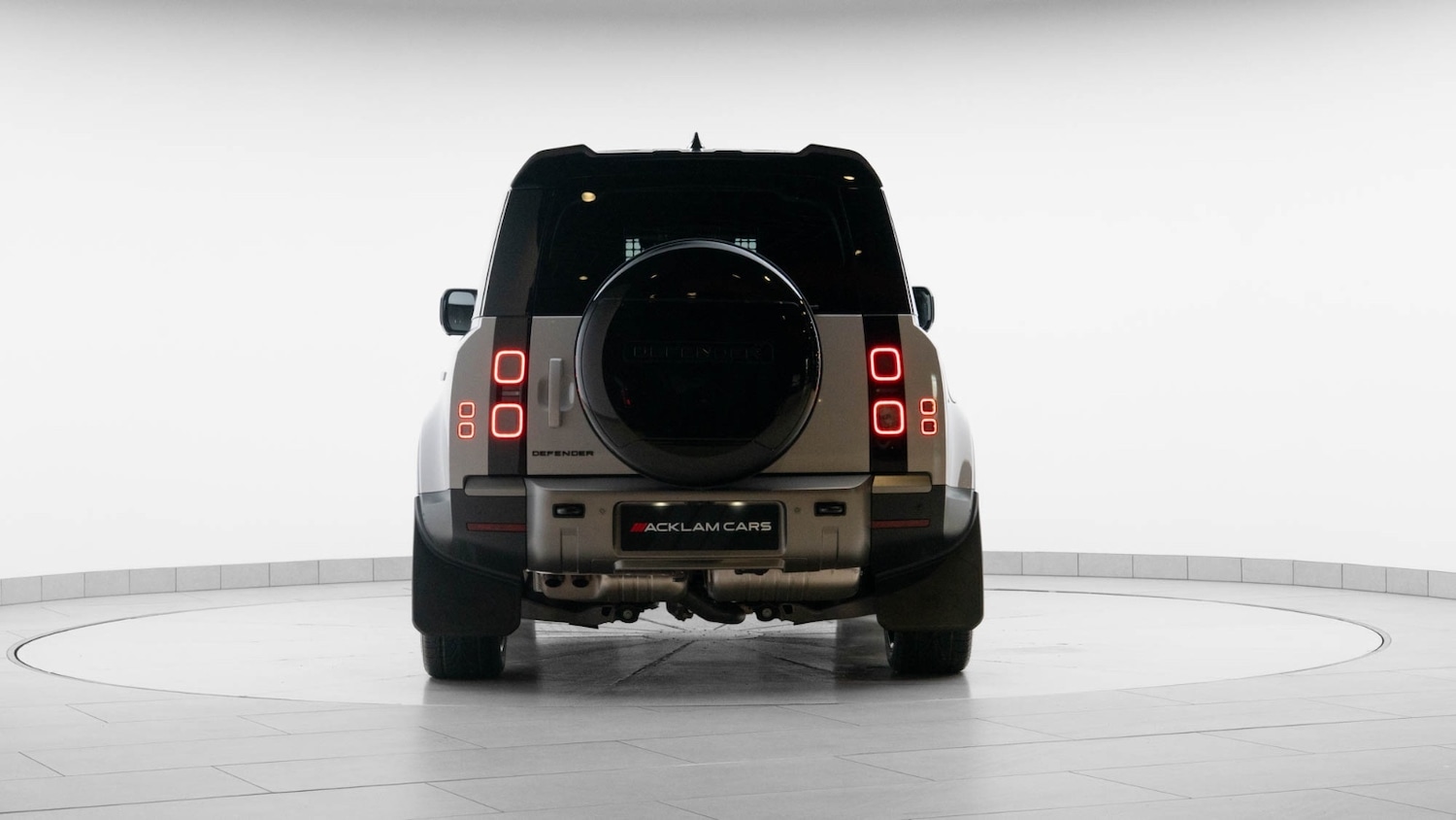 Used Land Rover Defender 2025 for sale - 76647910: Photo 19