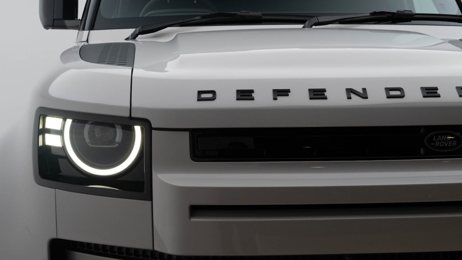 Used Land Rover Defender 2025 for sale - 76647910: Photo 20