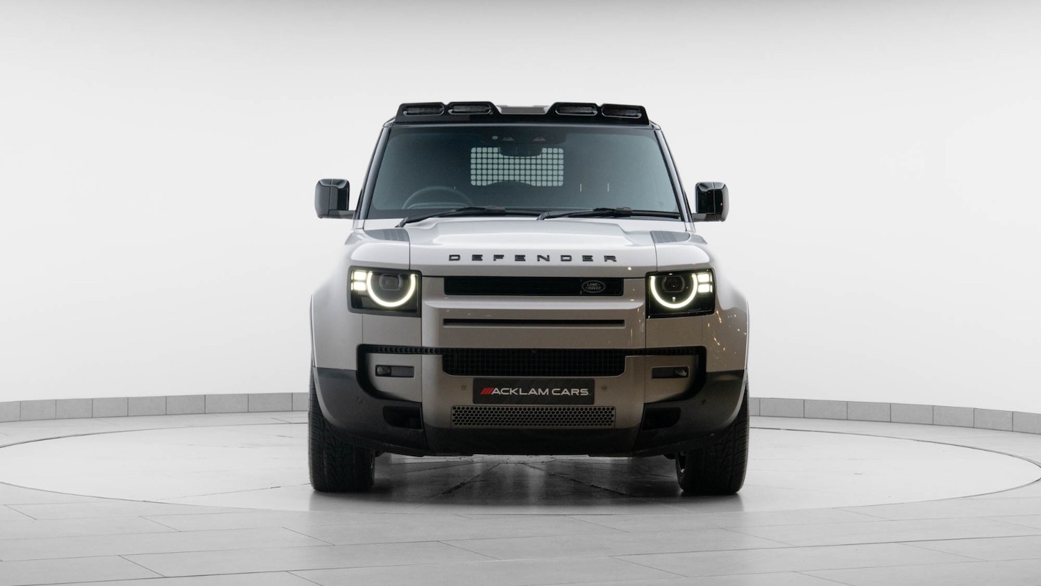 Used Land Rover Defender 2025 for sale - 76647910: Photo 7