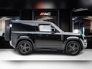 Used Land Rover Defender 2025 for sale - 78846791: Photo