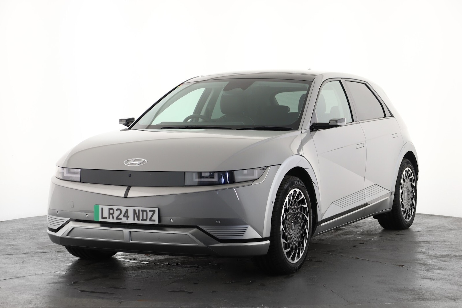 Used Hyundai IONIQ 5 2024 for sale - 77678858: Photo 6