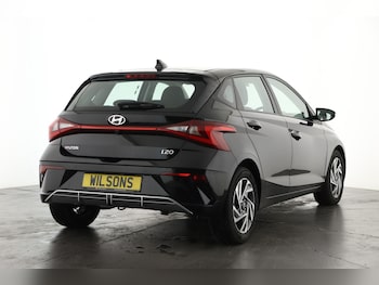 Used Hyundai i20 2024 for sale - 77934375: Photo