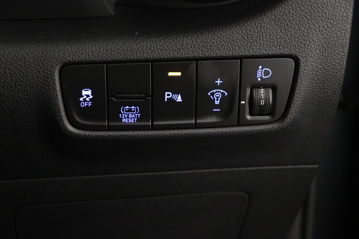 Used Hyundai KONA 2022 for sale - 76221867: Photo 25