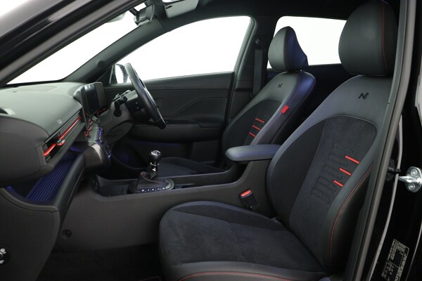 Used Hyundai KONA 2023 for sale - 75776135: Photo 11