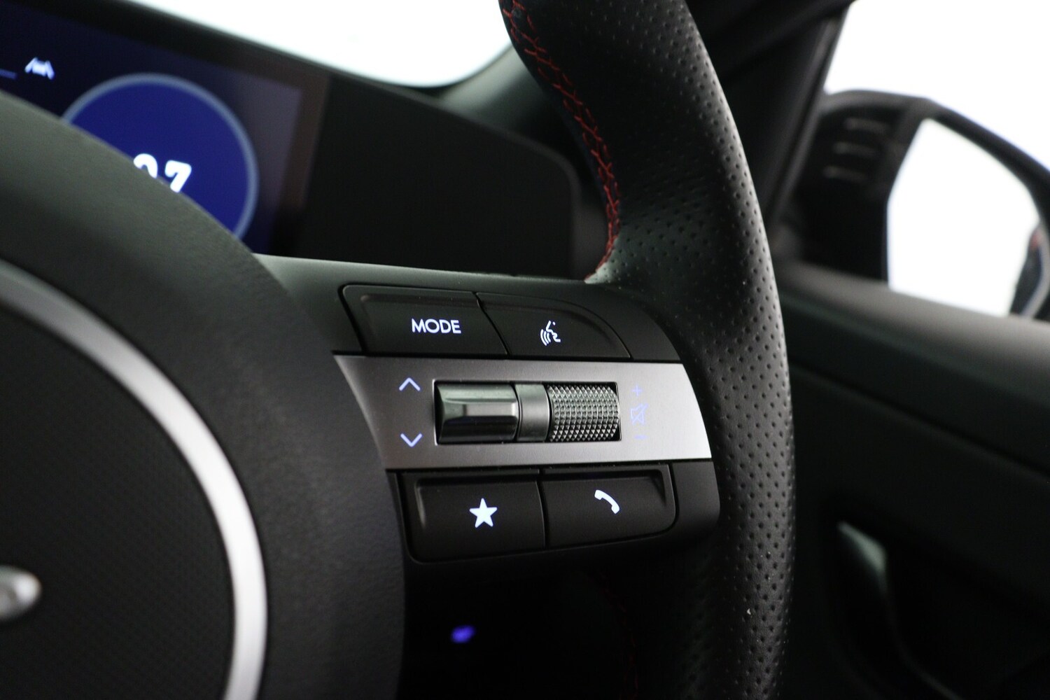 Used Hyundai KONA 2023 for sale - 75776135: Photo 23