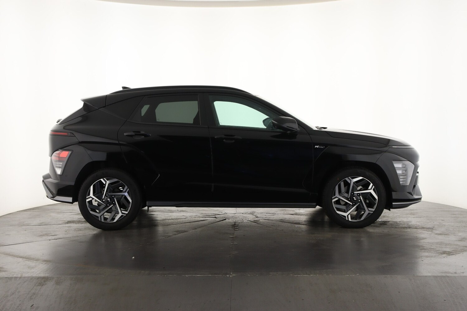 Used Hyundai KONA 2023 for sale - 75776135: Photo 4