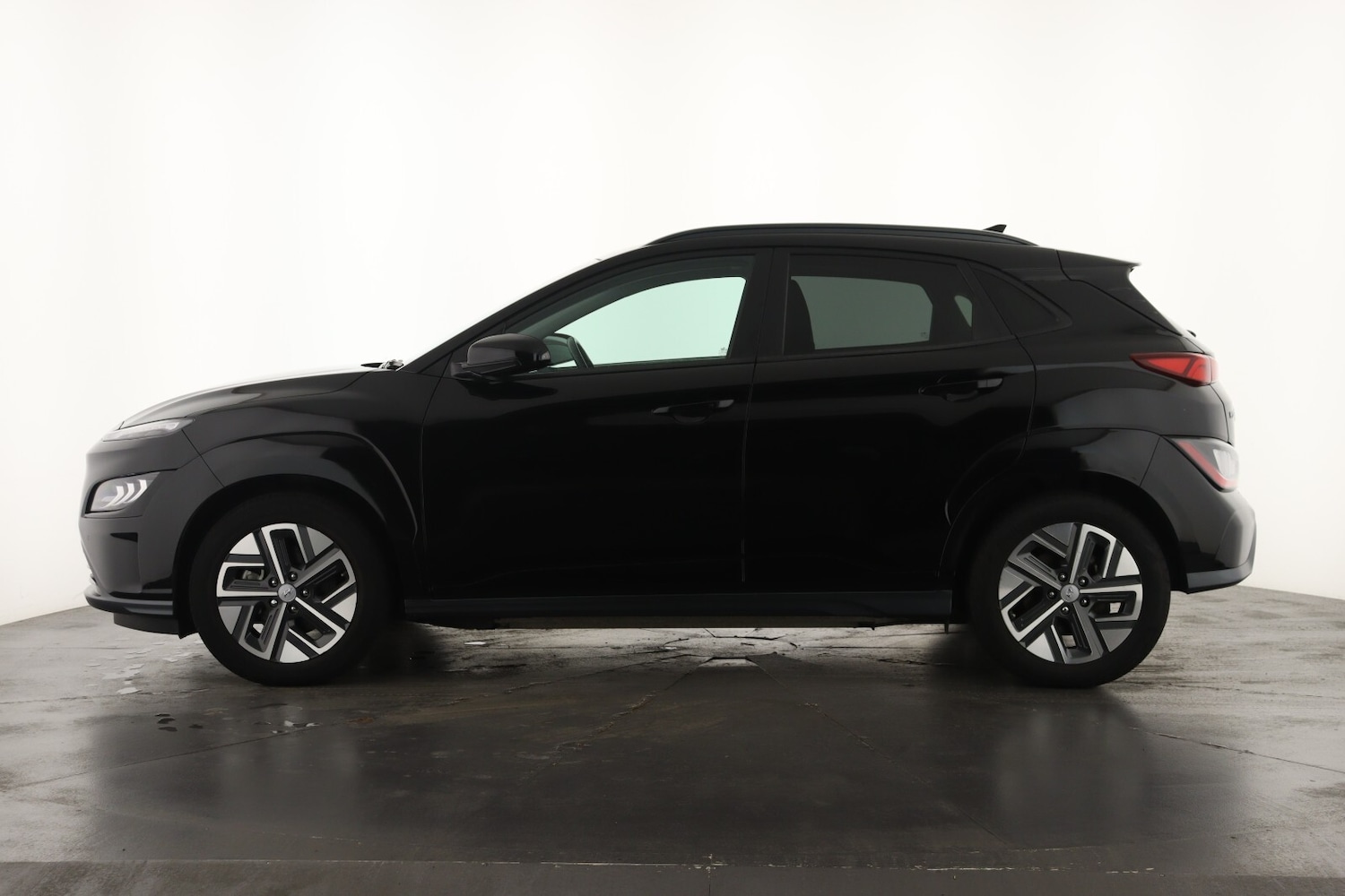 Used Hyundai KONA 2022 for sale - 76873154: Photo 8