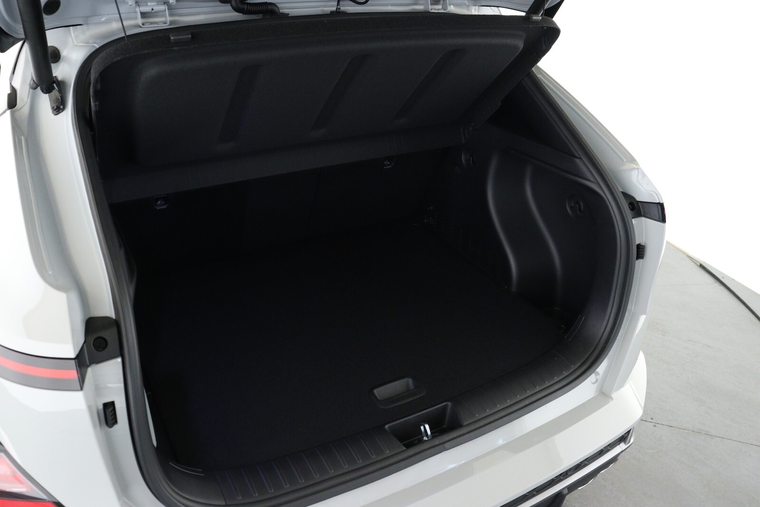 Used Hyundai KONA 2025 for sale - 76870016: Photo 9