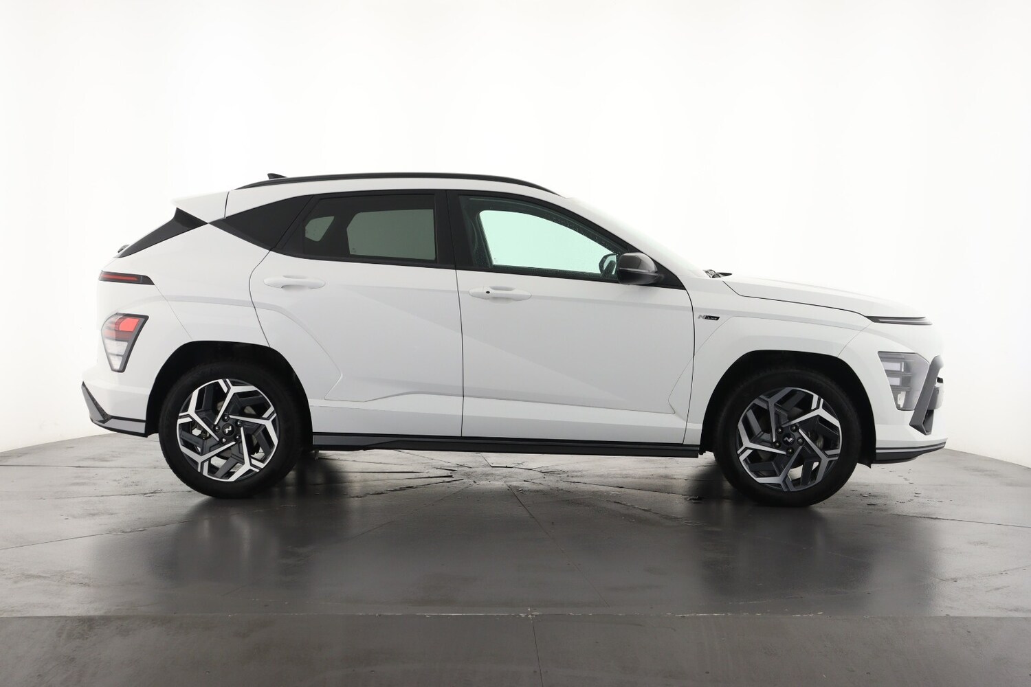 Used Hyundai KONA 2023 for sale - 75996978: Photo 5